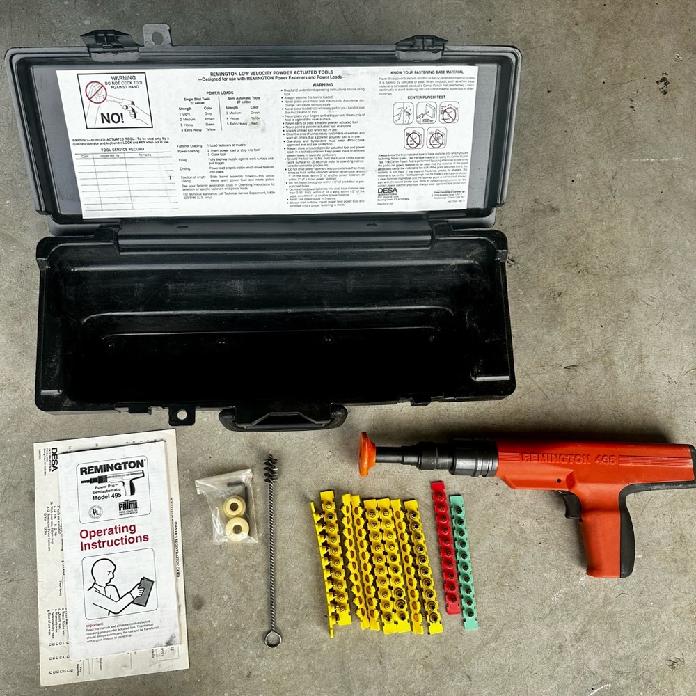 SOLD Remington 495 Low Velocity Powder Actuated Fastening Tool W/ Extras
